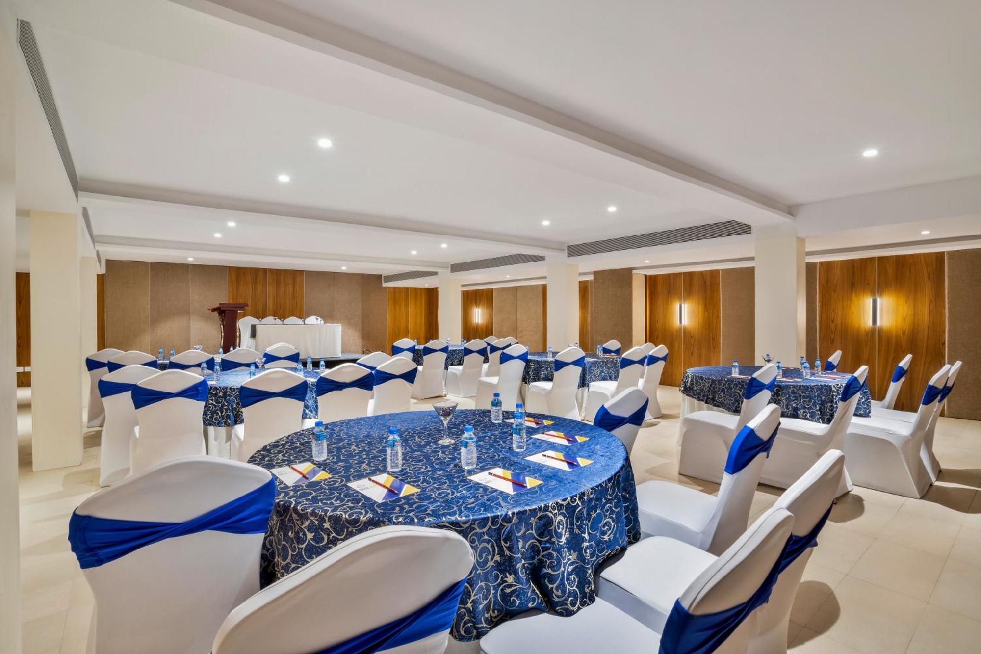 De Mandarin Hotel Goa Candolim Luaran gambar